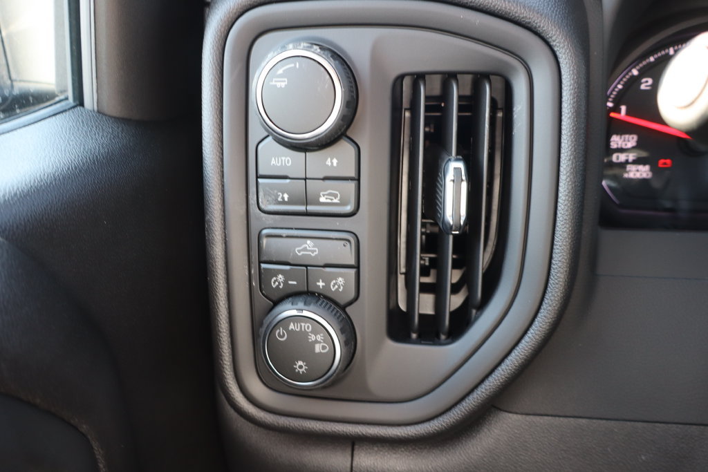 New 2026 Chevrolet Silverado 1500 Custom AWD/4WD image 9
