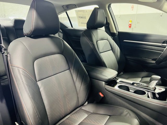 New 2025 Nissan Altima 2.5 SR w/ SR Premium Package image 34