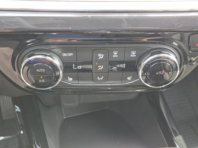 New 2026 Chevrolet Trax RS w/ Driver Confidence Package FWD image 17
