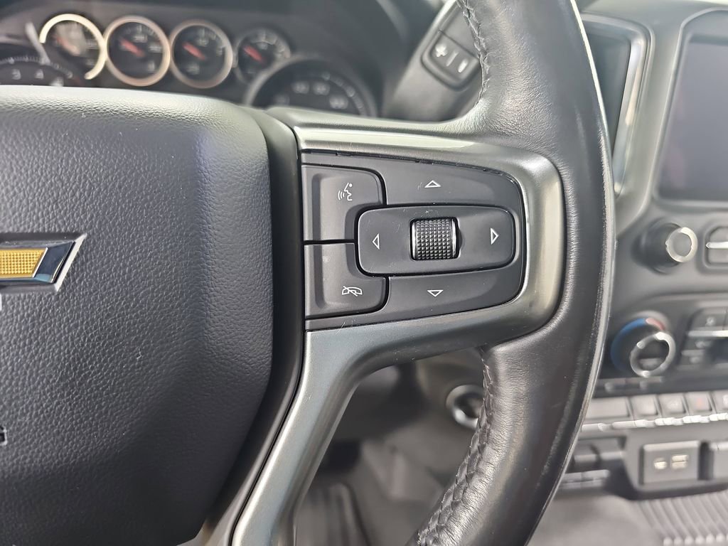 Used 2021 Chevrolet Silverado 1500 LT image 22