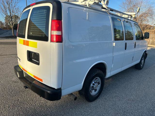 Used 2013 Chevrolet Express 2500 image 4