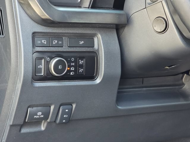 Used 2023 Ford F350 Lariat w/ FX4 Off-Road Package AWD/4WD image 21