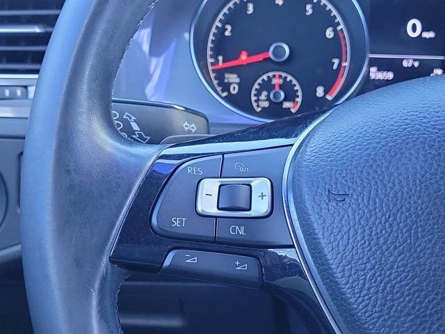Used 2017 Volkswagen Golf Alltrack S image 19