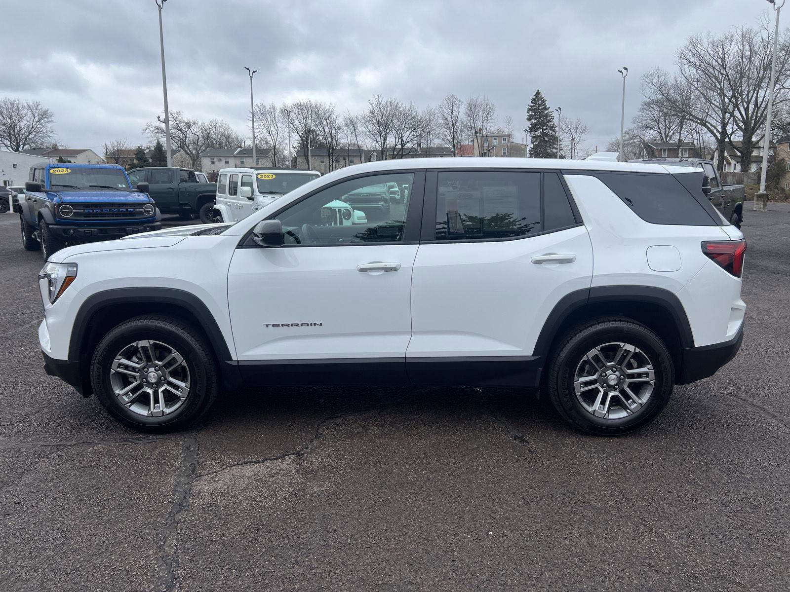 Used 2026 GMC Terrain Elevation AWD/4WD image 4