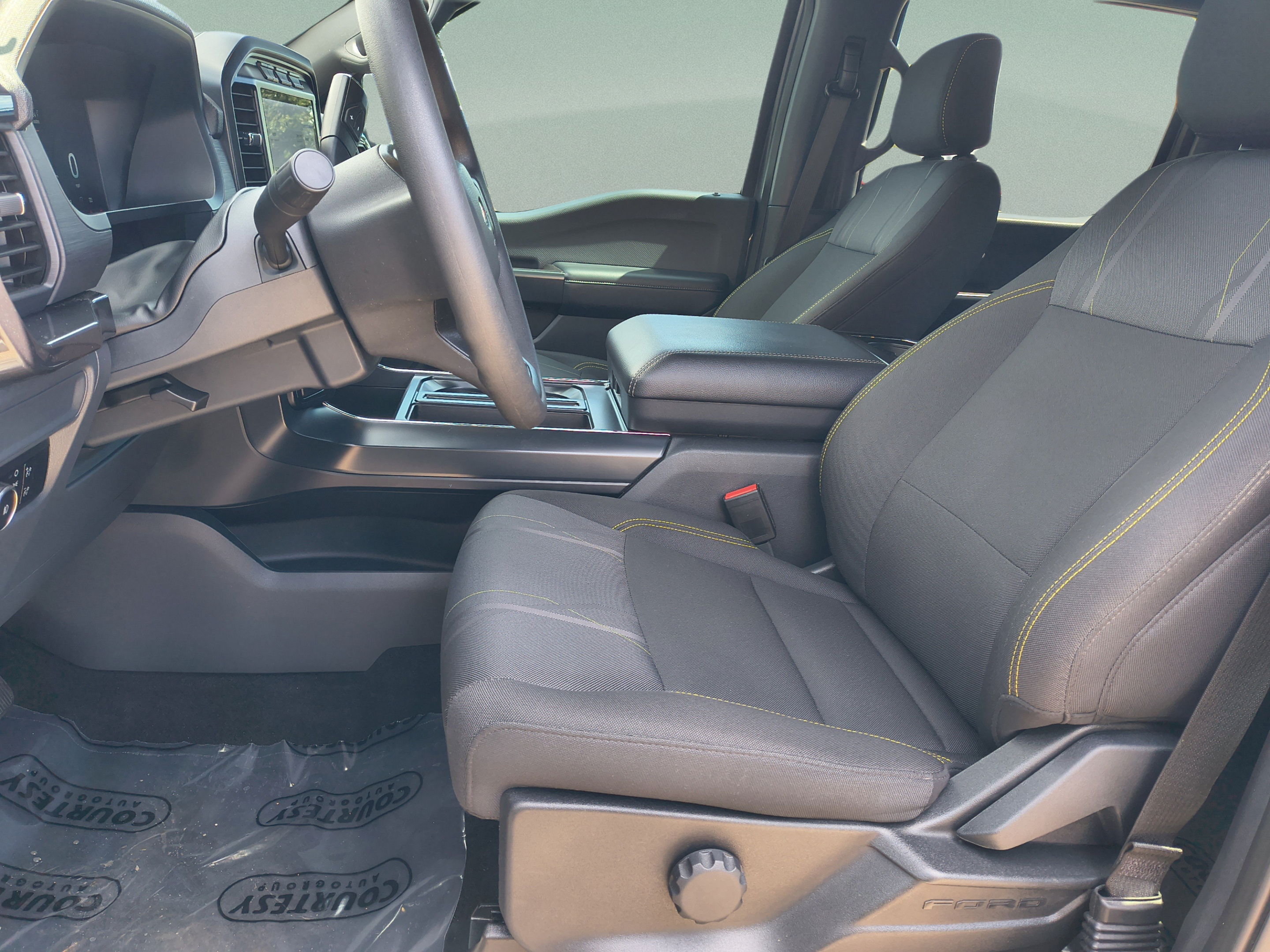 Used 2024 Ford F150 STX RWD image 18
