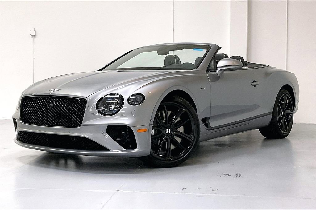 Used 2024 Bentley Continental GT image 3