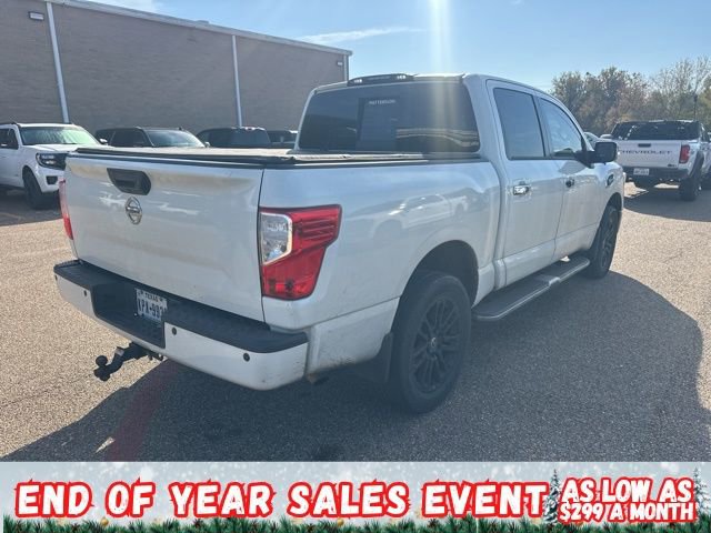 Used 2017 Nissan Titan SL image 22