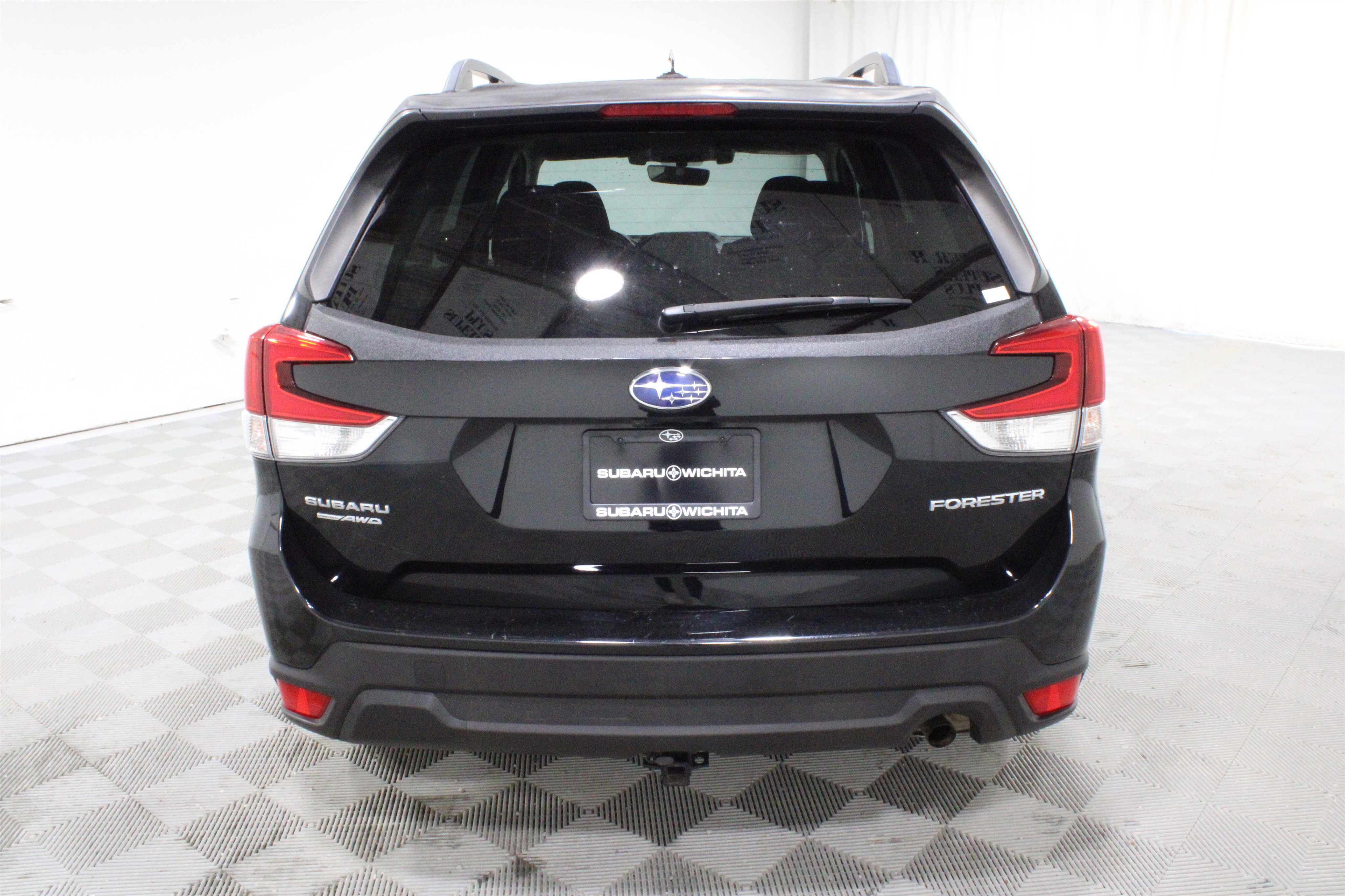 Used 2019 Subaru Forester Premium AWD/4WD image 28