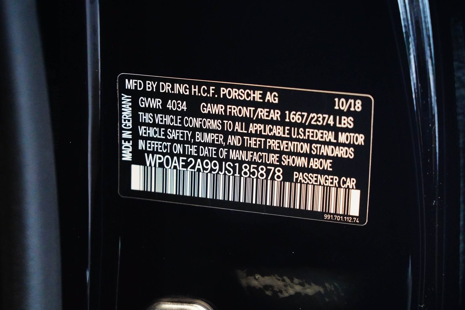 Used 2018 Porsche 911 GT2 RS w/ Weissach Package RWD image 34
