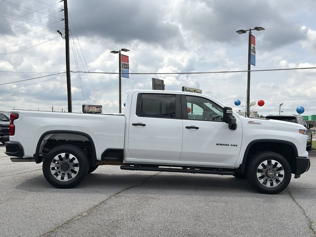 Used 2024 Chevrolet Silverado 2500 Custom w/ Custom Convenience Package AWD/4WD image 9