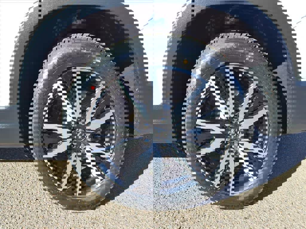 Certified 2022 Honda Pilot Touring image 8