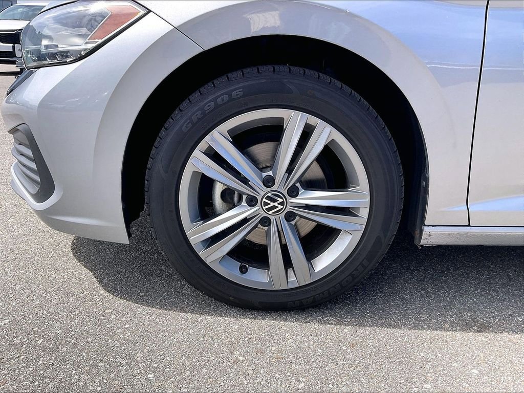 Used 2024 Volkswagen Jetta SE FWD image 7
