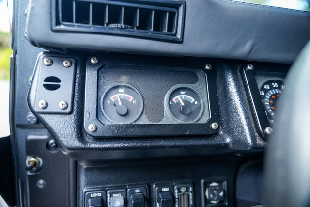 Used 2003 HUMMER H1 4-Door Open Top image 31