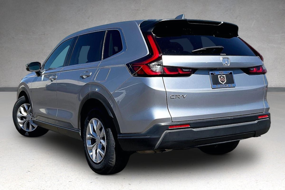 Used 2025 Honda CR-V LX image 2