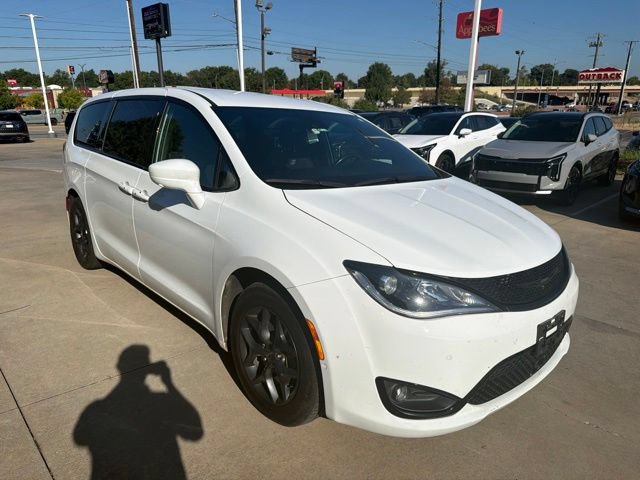 Used 2019 Chrysler Pacifica Touring Plus w/ Advanced Safetytec Group