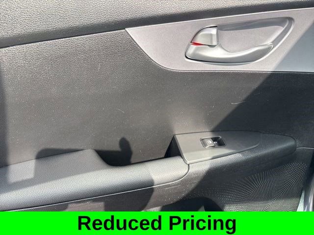 Used 2024 Kia Forte LXS image 29