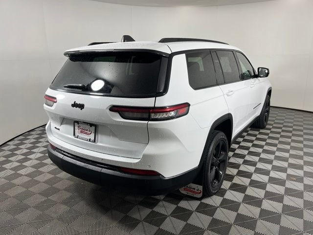 Used 2023 Jeep Grand Cherokee L Laredo AWD/4WD image 7
