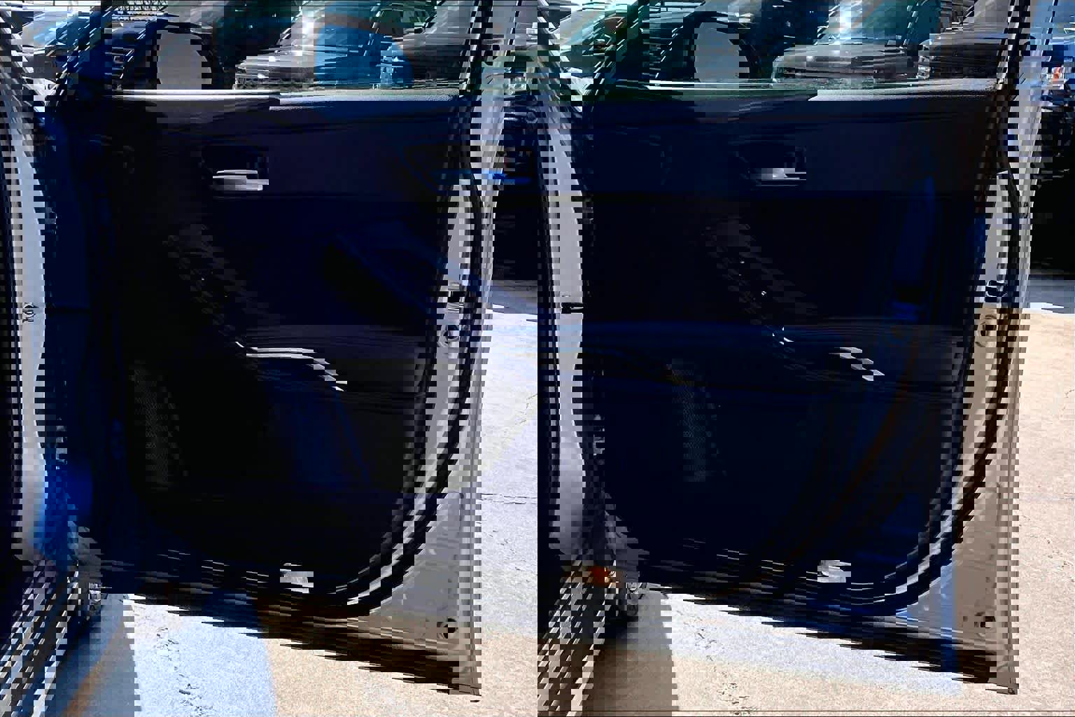 Used 2019 Toyota Avalon XSE image 23