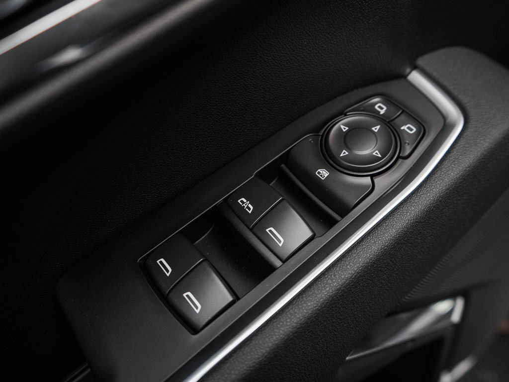 New 2026 GMC Sierra 1500 SLE image 15