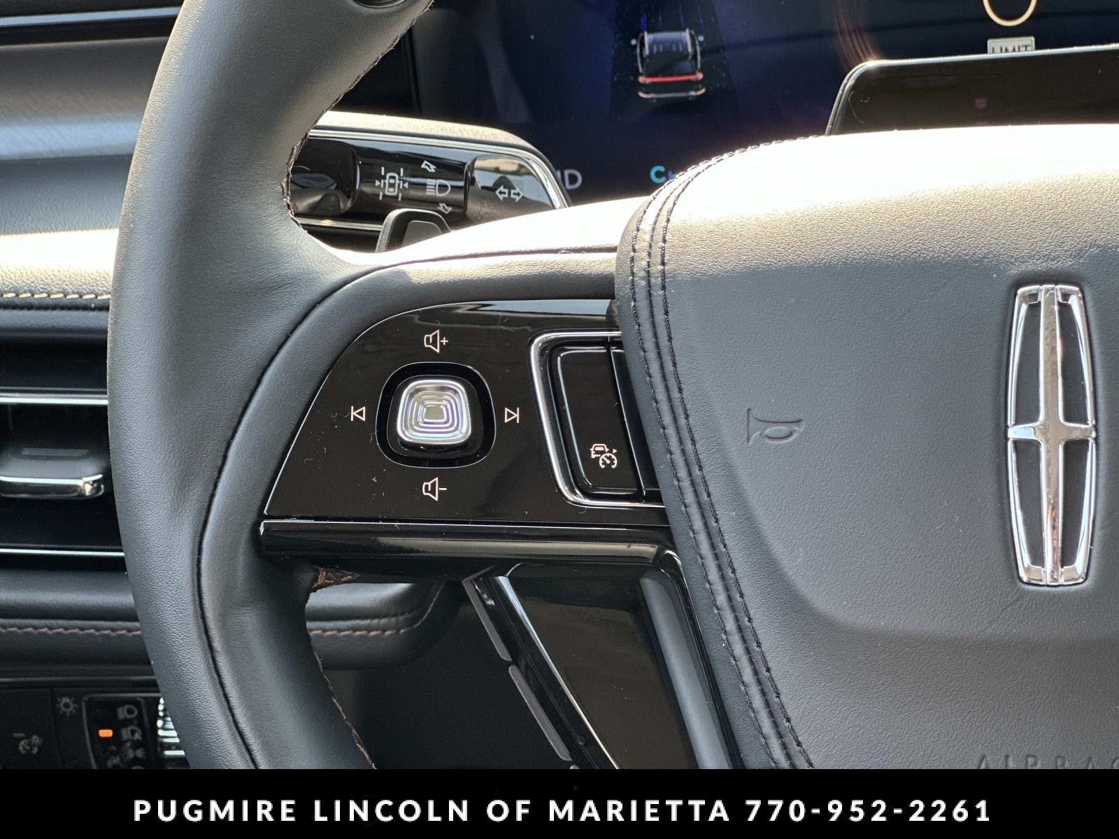 New 2026 Lincoln Aviator 2WD image 25