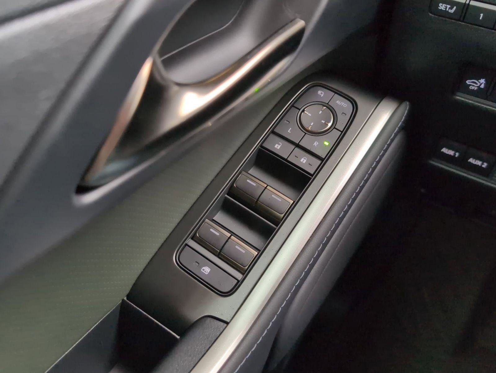 Certified 2025 Lexus GX 550 image 18