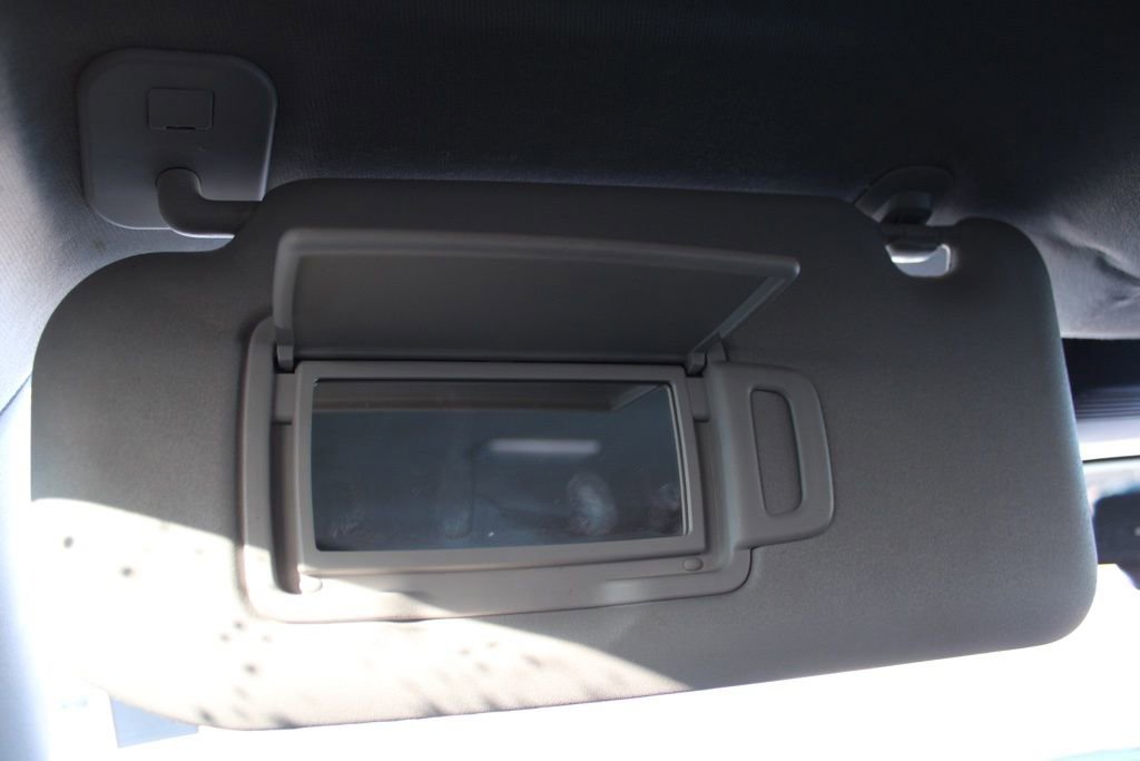 Used 2025 Nissan Sentra SV image 41