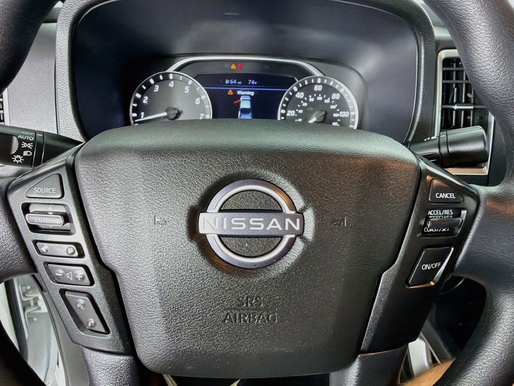 Used 2022 Nissan Frontier SV RWD image 16