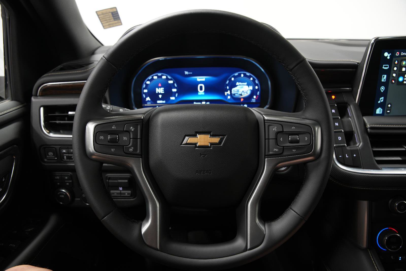 Used 2024 Chevrolet Suburban Premier w/ Premium Package image 34