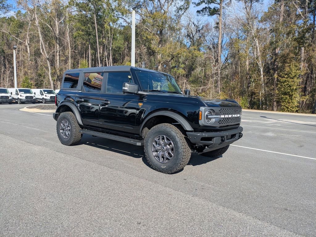 New 2025 Ford Bronco Badlands video 2