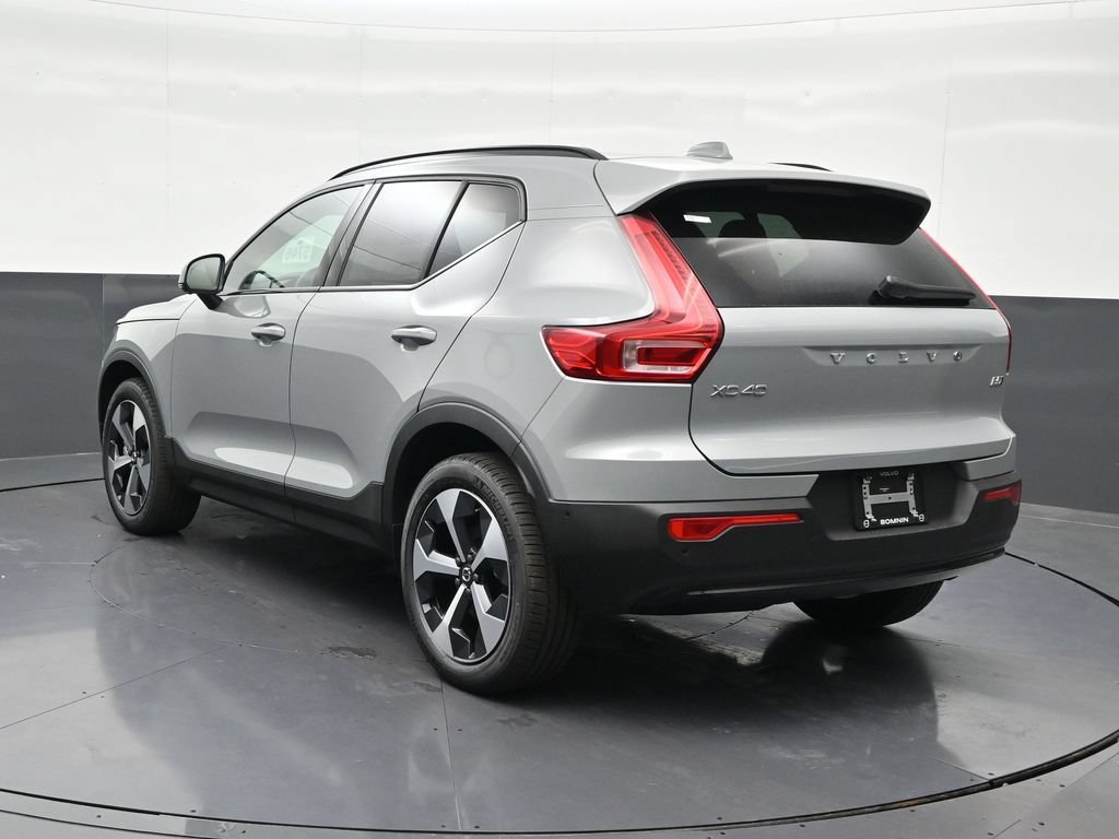 New 2026 Volvo XC40 B5 Plus w/ Protection Package Premier AWD/4WD image 3