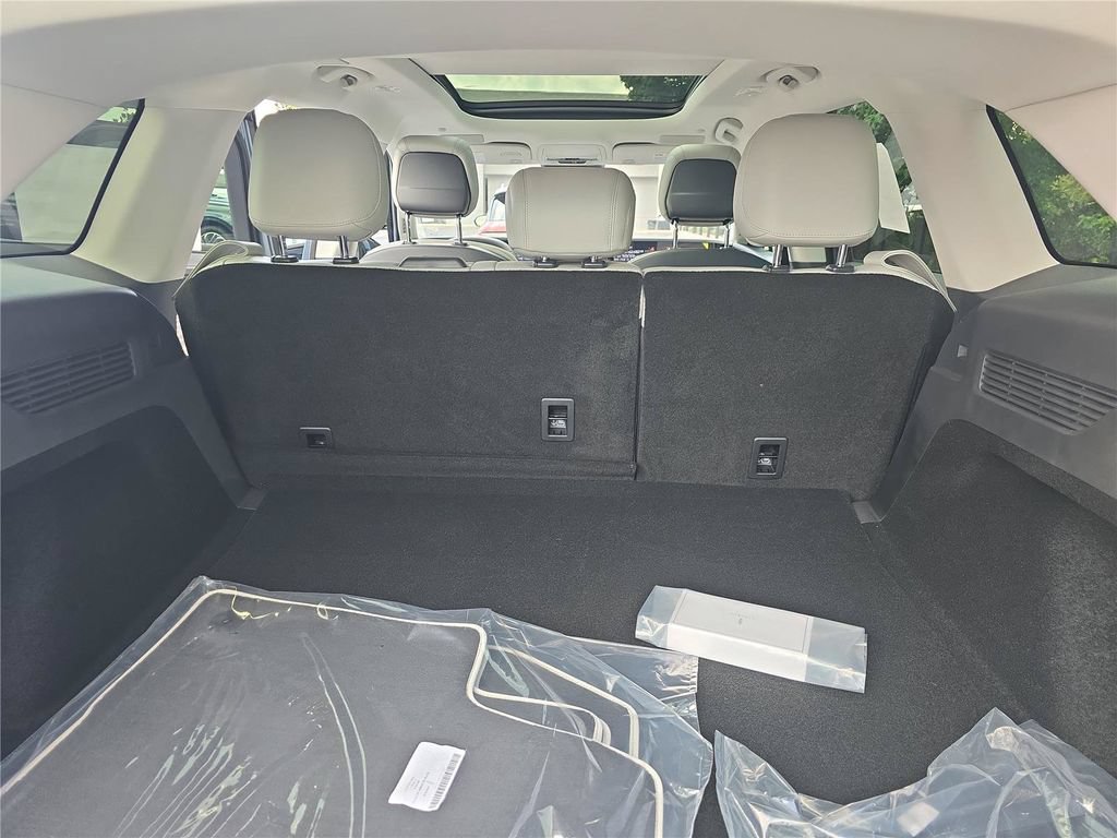New 2026 Lincoln Nautilus Reserve AWD/4WD image 24