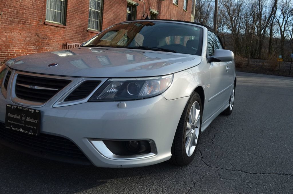 Used 2008 Saab 9-3 Aero w/ Touring Package FWD image 5