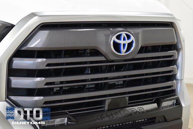 Used 2024 Toyota Tundra Limited w/ Power Package image 9