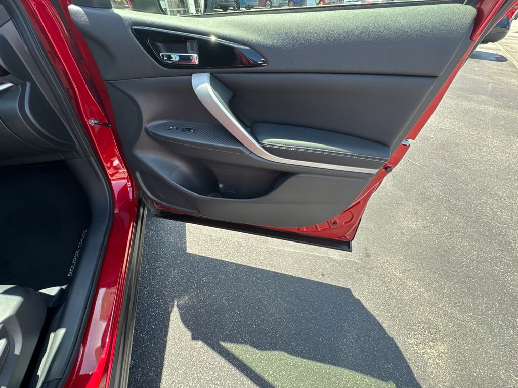 Used 2023 Mitsubishi Eclipse Cross SEL AWD/4WD image 14