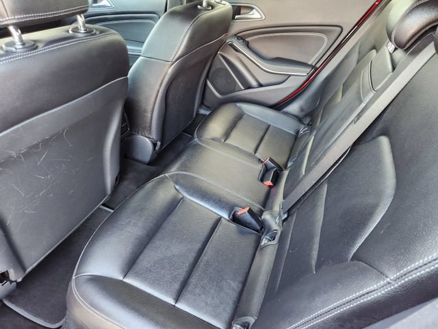 Used 2020 Mercedes-Benz GLA 250 image 31