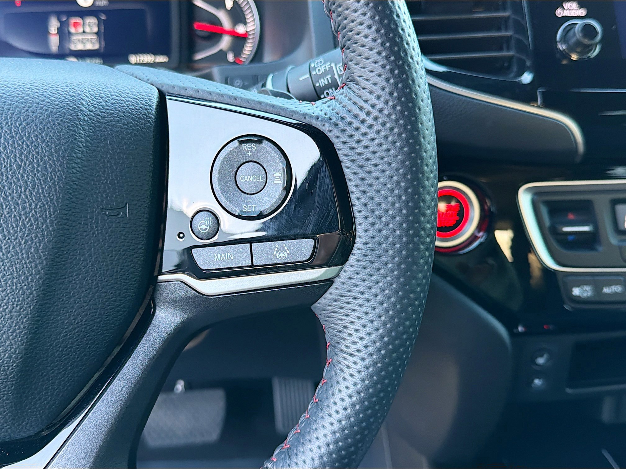 Used 2025 Honda Passport Black Edition image 38