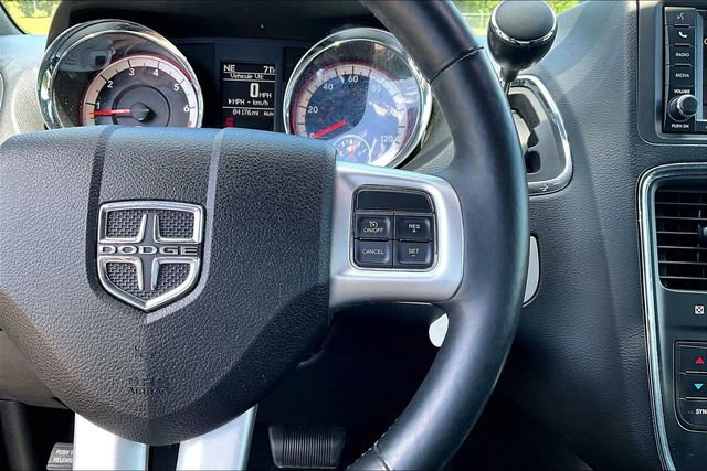 Used 2017 Dodge Grand Caravan GT FWD image 12