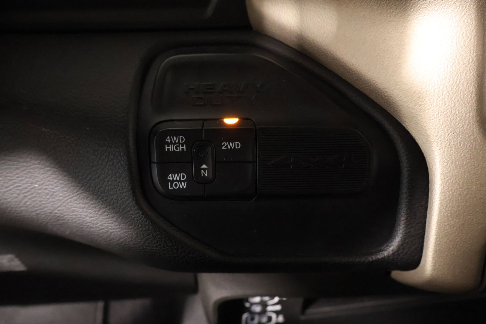 Used 2024 RAM 2500 Laramie w/ Safety Group AWD/4WD image 9