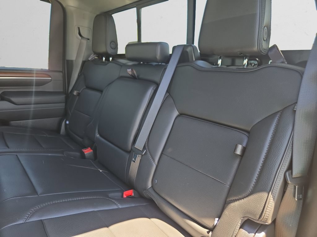 Used 2025 GMC Sierra 2500 Denali w/ Max Trailering Package AWD/4WD image 14