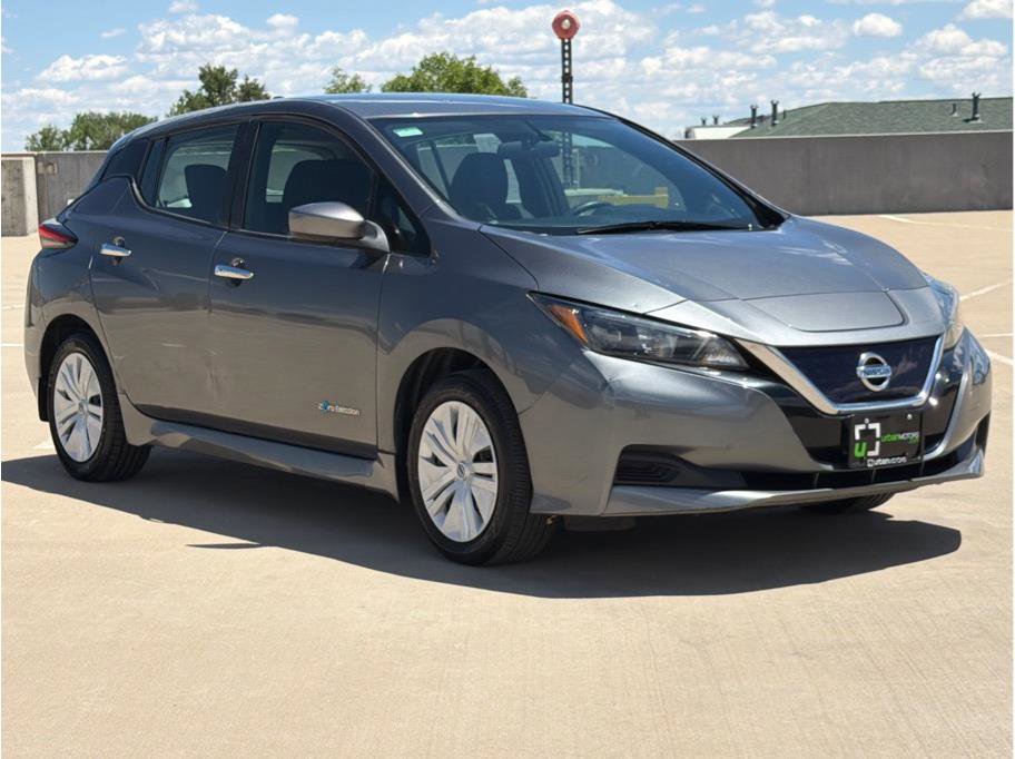 Used 2018 Nissan Leaf S w/ S Charge Package FWD image 3