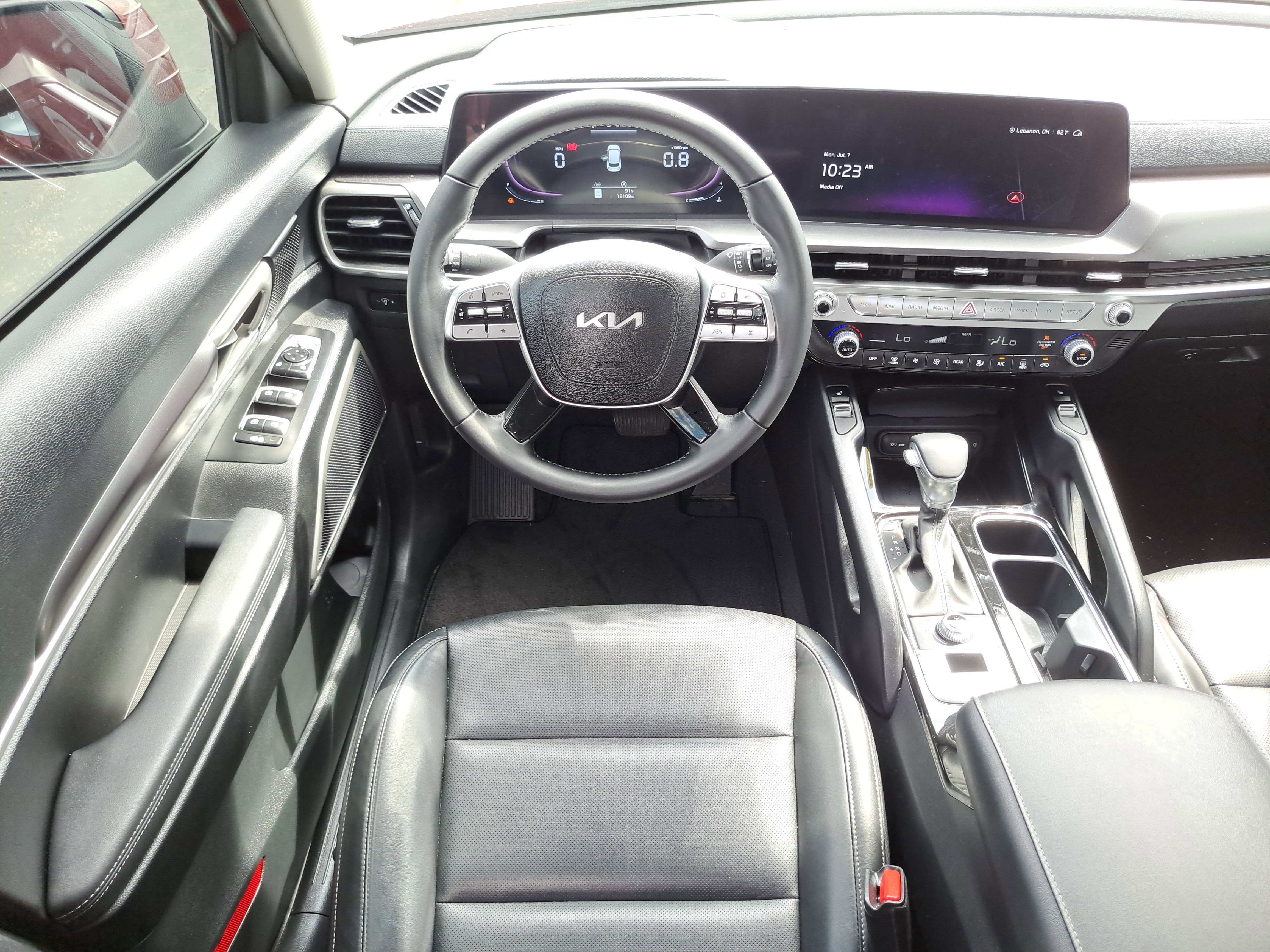 Used 2023 Kia Telluride S w/ S Sunroof Package image 9