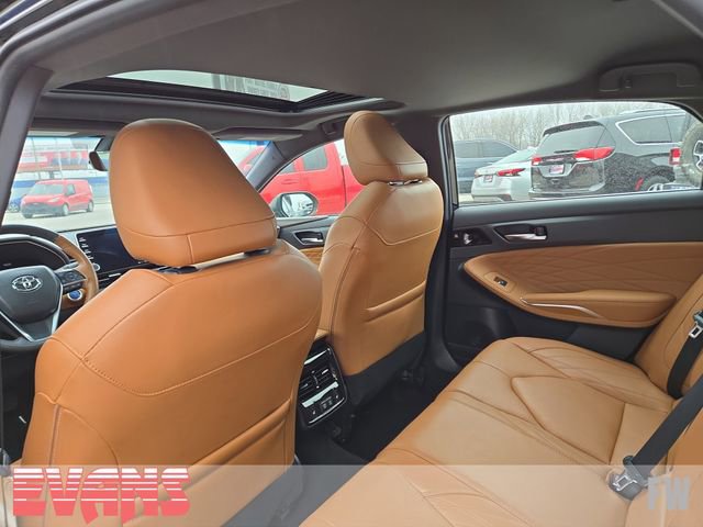 Used 2021 Toyota Avalon Limited w/ Advanced Safety Package image 27