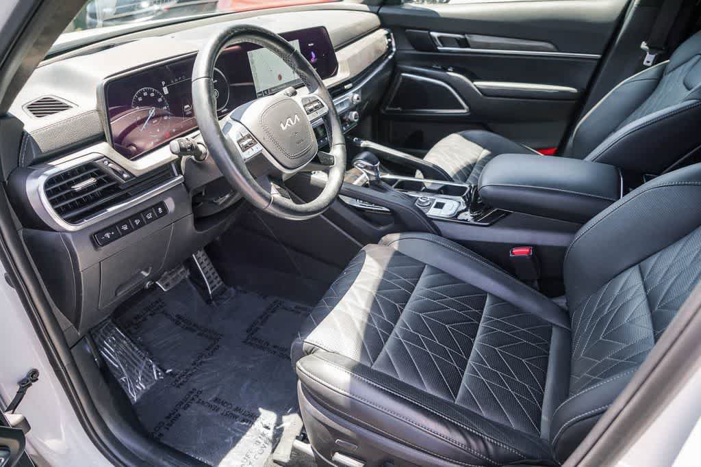 Certified 2025 Kia Telluride SX Prestige X-Line AWD/4WD image 16