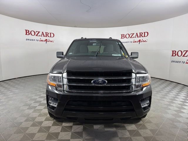 Used 2015 Ford Expedition XLT RWD image 2