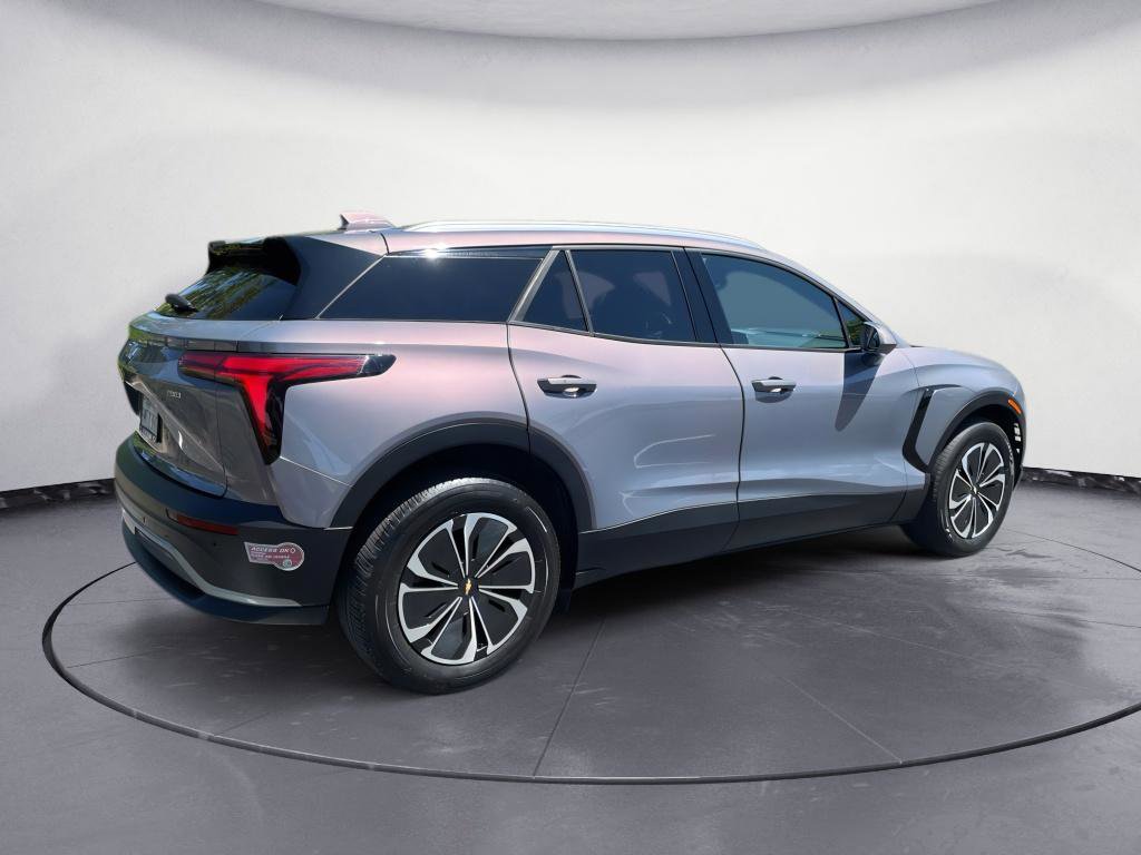 Used 2024 Chevrolet Blazer EV LT AWD/4WD image 7