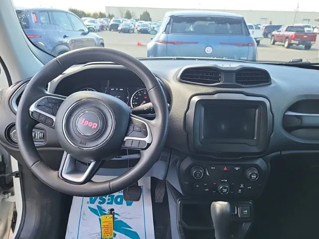 Used 2020 Jeep Renegade Latitude image 7