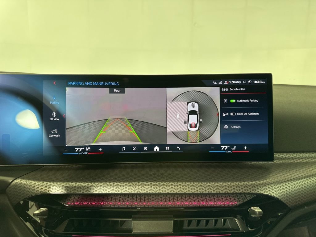 Used 2025 BMW 440i xDrive Coupe w/ Premium Package image 13