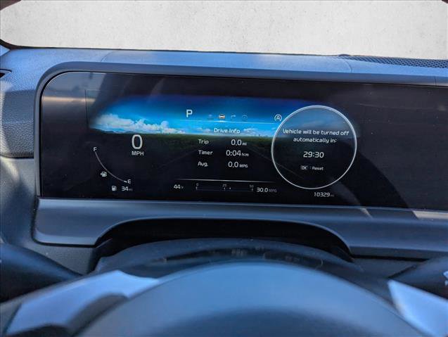 Used 2025 Kia Seltos EX w/ EX Sunroof Package image 16