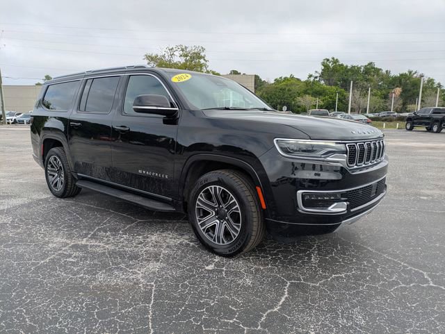 Used 2024 Jeep Wagoneer L Series II w/ Flexible Seating Group RWD image 2