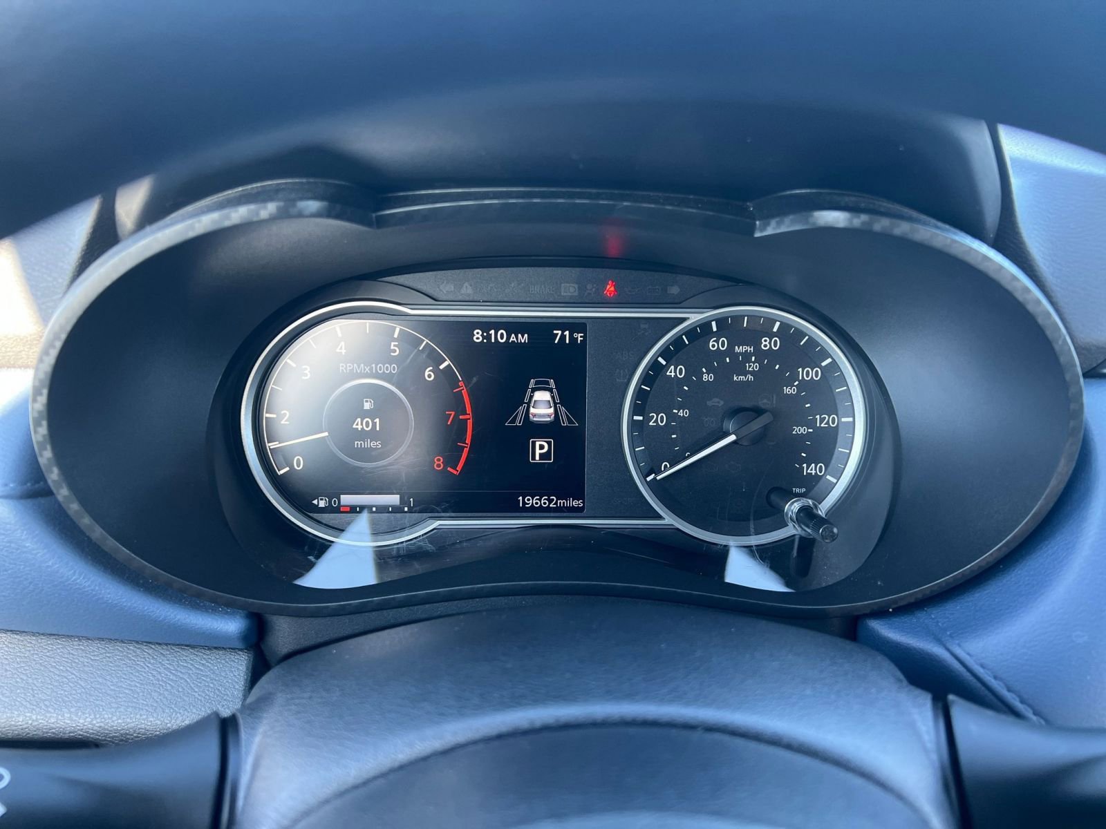 Used 2025 Nissan Versa SV image 40